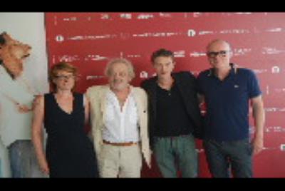 IL CAST DI CRAWL