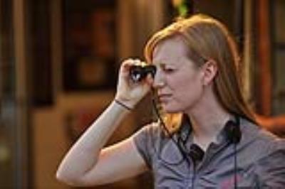 REGISTA SARAH POLLEY